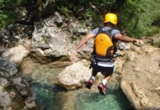 Salto en el calabozo